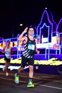 BIB: 4135
                            <button type="button" onclick="openModal(22861361)" class="btn btn-primary btn-sm float-right btn-popup" data-toggle="modal" data-target=".modal-high-quality">
                        <i class="fas fa-shopping-cart"></i> Add to Cart
                    </button>
                                            <button type="button" onclick="isThisMe(22861361, true)" class="btn btn-success btn-sm float-right btn-popup btn-isme hidden" data-toggle="tooltip" data-placement="bottom" title="นี่คือรูปของคุณใช่ไหม คลิกที่นี่เพื่อเอาเข้าอัลบั้ม">
                        <i class="fas fa-plus"></i> Add to album
                    </button>
                    <button type="button" onclick="isThisMe(22861361, false)" class="btn btn-warning btn-sm float-right btn-popup btn-isnotme hidden">
                        <i class="fas fa-ban"></i> Remove from album
                    </button>